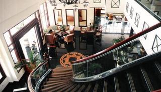 Equator Hotel Surabaya Ngoại thất bức ảnh